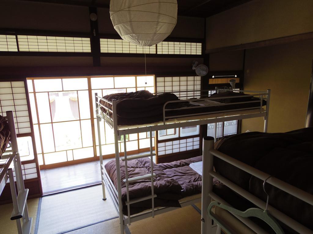 Kominka Guesthouse Hagi Akatsukiya חדר תמונה