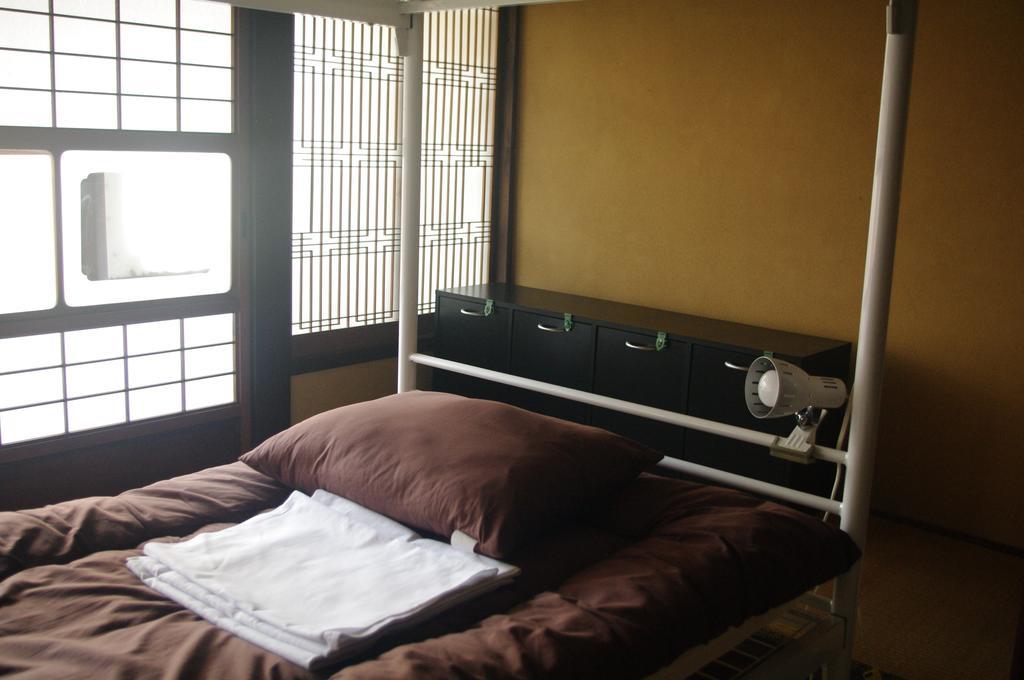 Kominka Guesthouse Hagi Akatsukiya חדר תמונה