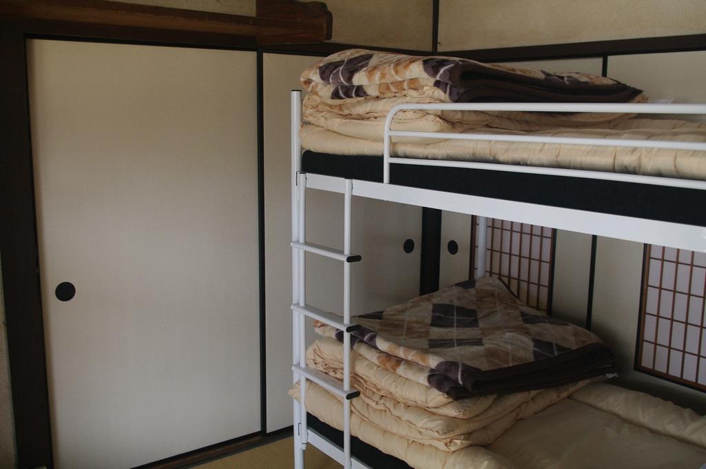 Kominka Guesthouse Hagi Akatsukiya חדר תמונה